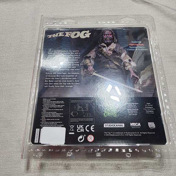 Th Fog Captain Blake 8'' NECA figure - Picture 4 of 6